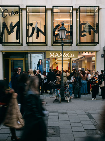 Eventi Maxandco Carousel Desktop 6 MAX&Co.
